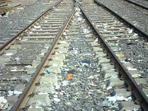 حملة موسعة بالقليوبية لإزالة التعديات على أملاك السكة الحديد